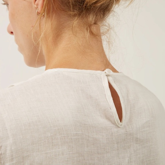 Naïf Luna 100% Linen Sleeveless Top - Picture 9 of 15